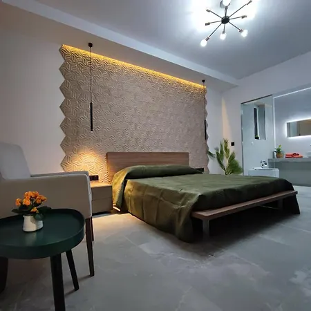 B8 Seaside Luxury With Private Bathroom - Dining Area Shared 4* St. Paul's Bay