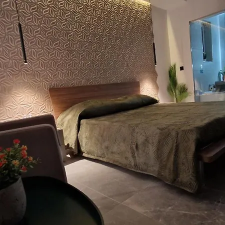 B8 Seaside Luxury With Private Bathroom - Dining Area Shared Gasthof