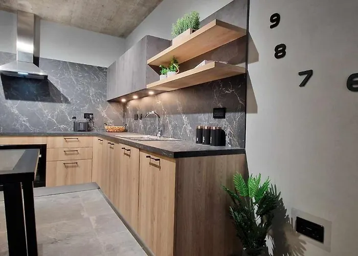 Maison d'hôtes B8 Seaside Luxury With Private Bathroom - Dining Area Shared San Pawl il-Baħar