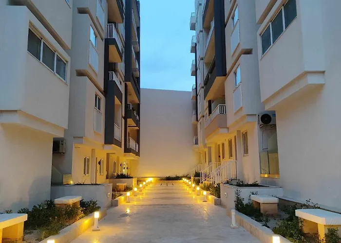 B8 Seaside Luxury With Private Bathroom - Dining Area Shared Maison d'hôtes