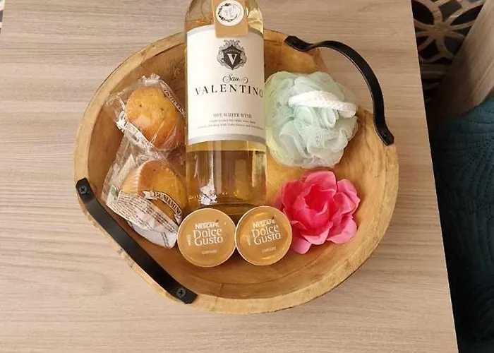 Maison d'hôtes B8 Seaside Luxury With Private Bathroom - Dining Area Shared 4*